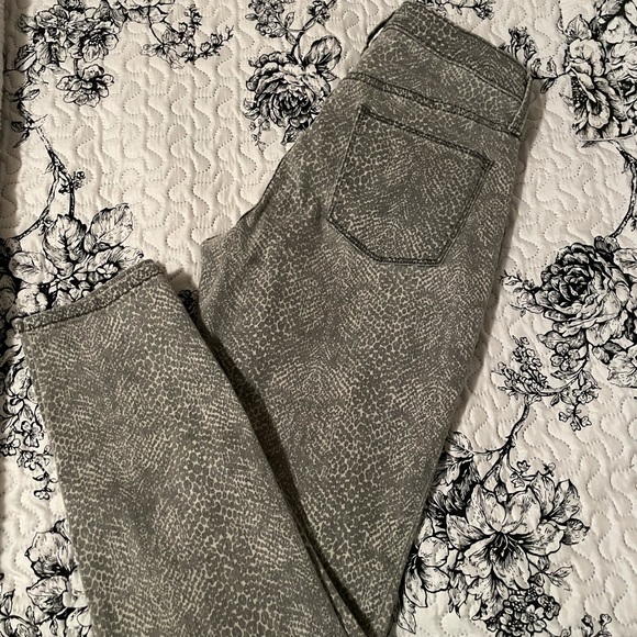 Mid rise snake print skinny jeans - Picture 1 of 6